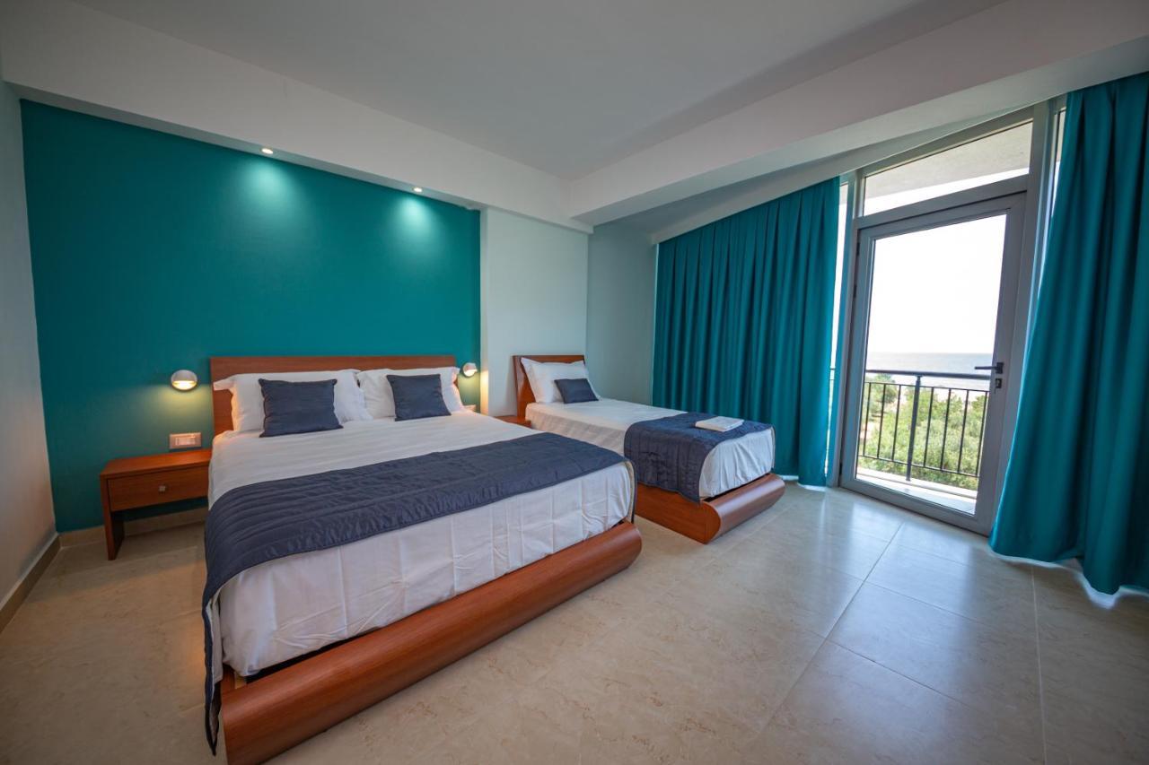 Hotel Borshi Bagian luar foto