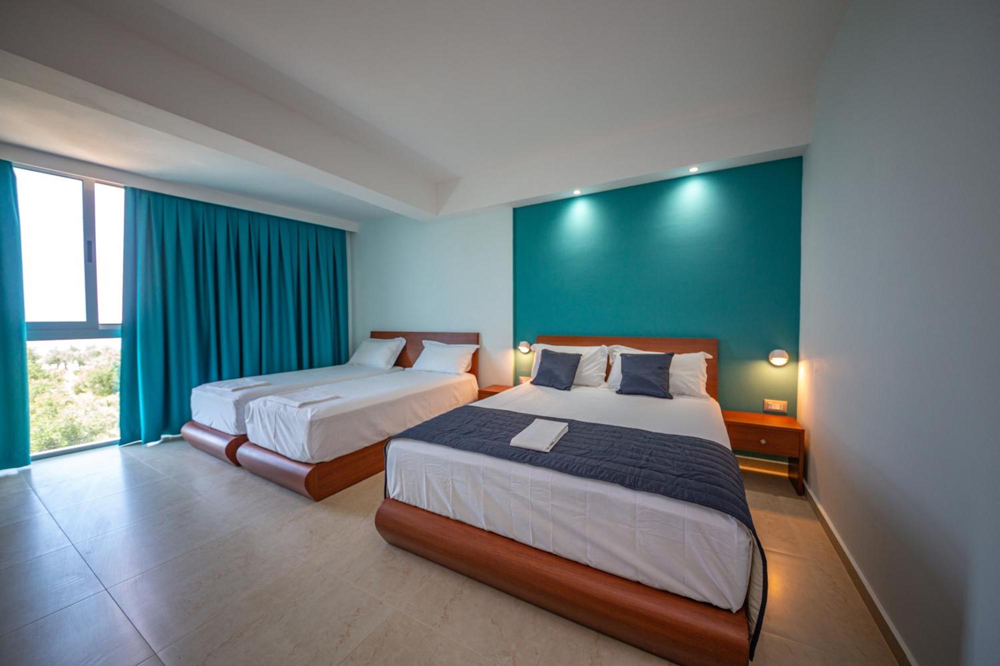 Hotel Borshi Ruang foto